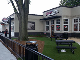 Exterior photograph of Sport Clips